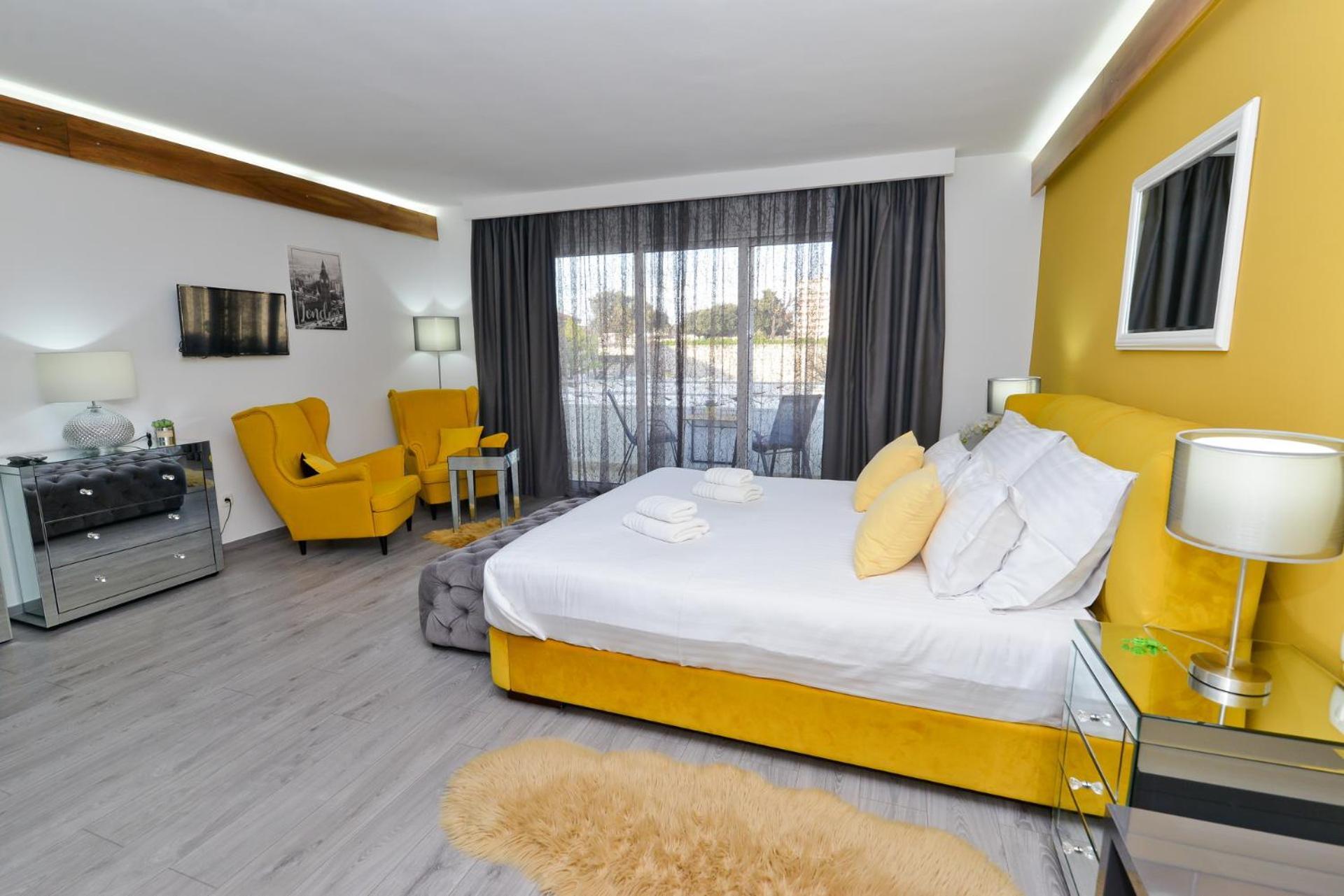 Piazza Rooms Zadar Bagian luar foto